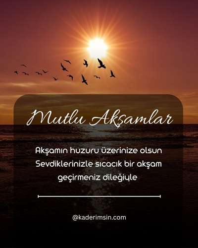 Gün batımı fonlu mutlu akşamlar resmi