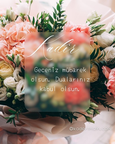 Kadir Gecesi çiçekli kutlama görseli