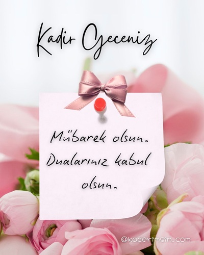 Pastel çiçekli kandil mesajı